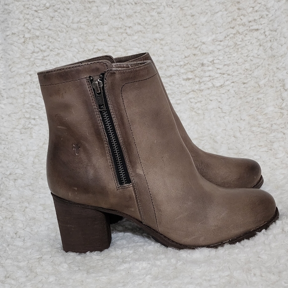 Frye Addie Double Zip heeled bootie boots size 10 new!! - Picture 7 of 14